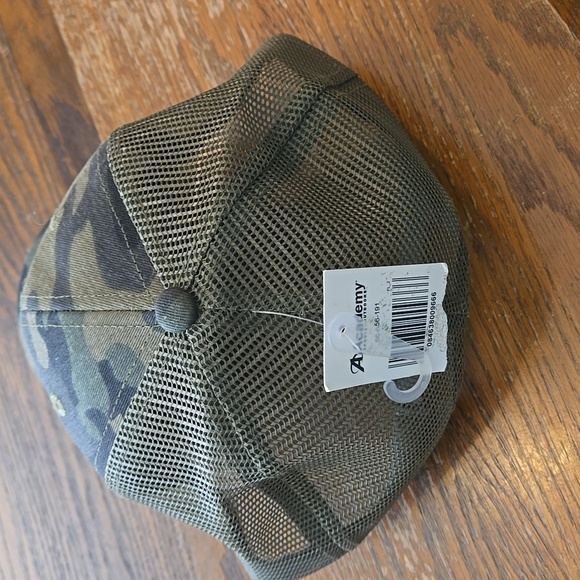 Yellowstone Dutton Ranch Cap - Picture 2 of 6